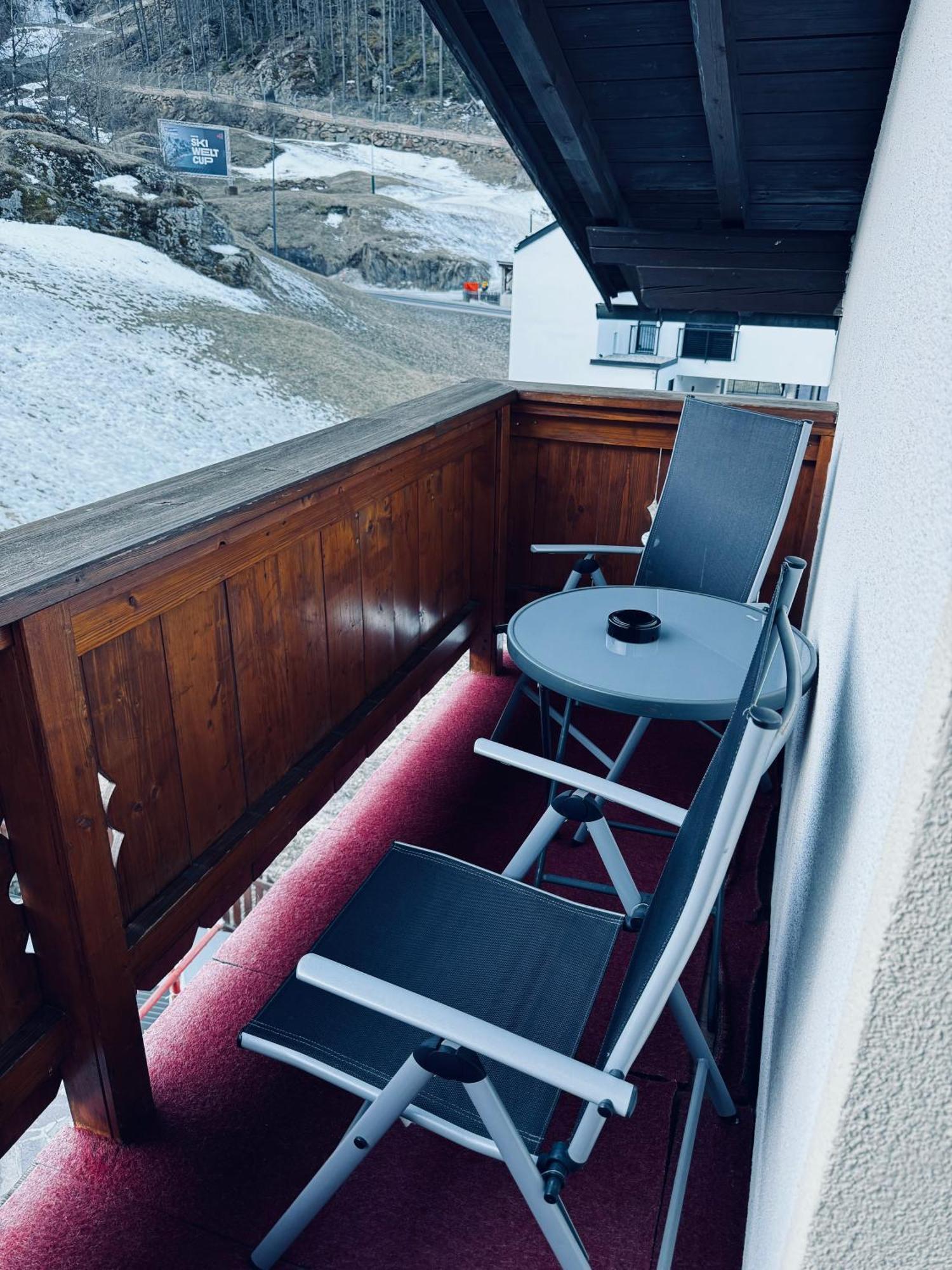솔덴 Haus Felsneck B&B 외부 사진